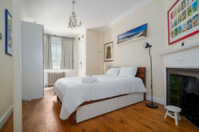 GuestReady - Former Pub-Turned-One Bedroom Flat
